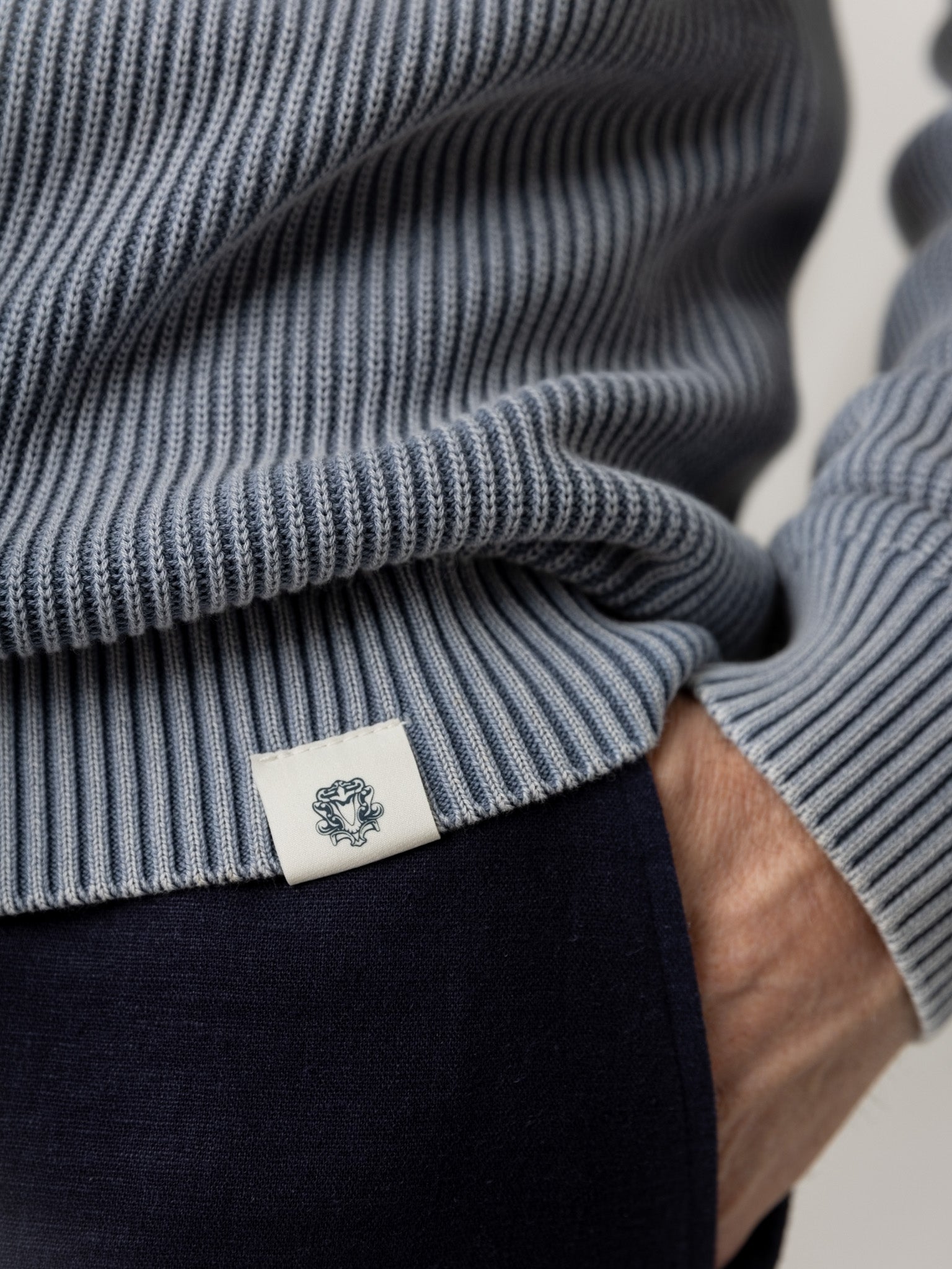 Modelshot / Flint Stone / Detail